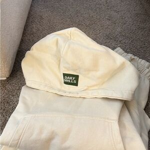 Daily Drills Sand Hoodie and sweatpants. 
XS/S
